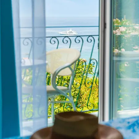 Capizzo 3* Forio (Isola d'Ischia)